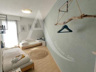 T3 moderne, vue mer et parking - 7