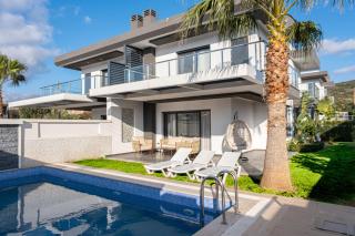Çeşme lüks huzurlu yeni villa - Çeşme - 0