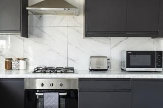 Comfortable 3-Bed House for Contractors & Families - Nottingham - 1