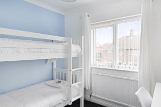Comfortable 3-Bed House for Contractors & Families - Nottingham - 2