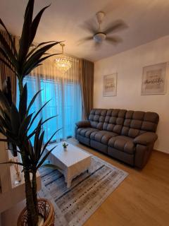 MayaBay Residence Splash Mania Gamuda Cove Homestay by Ara - - 2