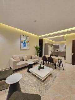 LP50-7 Stylish Luxury Hotel Apartment In Yasmin District - Riyad - 4
