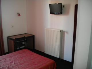 Hotel De La Place - 1