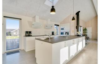 Gorgeous Home In Grenaa With Sauna - 5