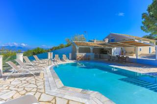 Thea Estate - - 5