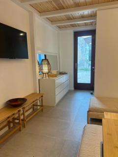 Nadra Beachfront Suites - Plataniás - 6