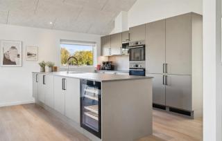 Gorgeous Home In Højby With Kitchen - Højby - 6