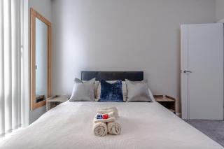 Modern Serviced Apartment: Short Walk to Center - Bristol - 3