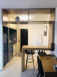 Le Contemporain - Libreville - 3
