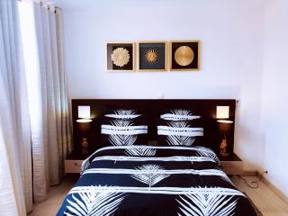 Le Contemporain - Libreville - 2