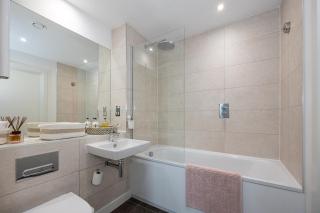 2 Bedroom Apartment in Manchester - Manchester - 8