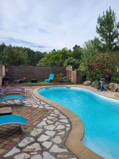1 Chambre piscine commune et 1 Gite piscine privée La Sauvasse - Vagnas - 8