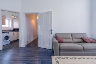Harbour-View 2-Bed Serviced Apartment with Parking - Portishead - 2
