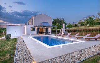 Stunning Home In Barban With Wifi - 3