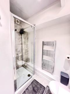 Stylish Spacious 1Bd Apt-KingBed-10min Heaton Park - Mánchester - 3