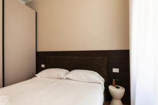 Youhosty - 2 Bedroom Porta Venezia - Milan - 6