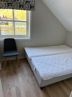 Rorbu ved vannet - Ballstad - 6
