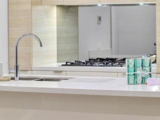 Beachfront Luxe Escape at Surfers Paradise Parking - Surfers Paradise - 2