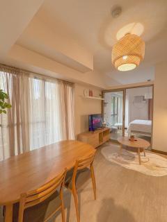 Spacious with Queen size bed and 15mins away to NAIAT3 Airport - Manila - 5