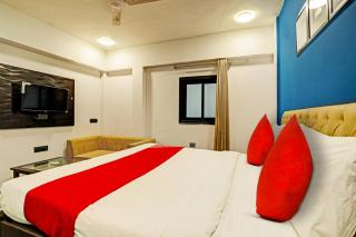 Super Hotel O Wamson - Noida - 9