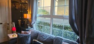 BELFAST COSY CABIN - 4