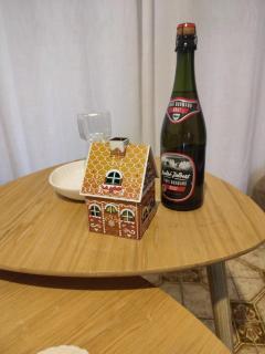 Cottage Stelie - - 9