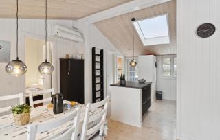 Stunning Home In Jerup With Wifi - 5