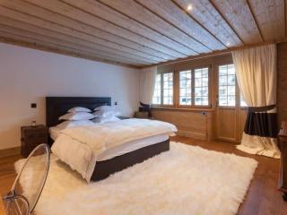 Stunning Modern Chalet with Indoor Pool and Spa - Lauenen - 2