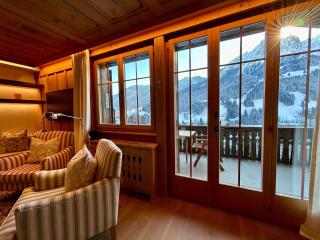 Beautiful Flat With Traditional Architecture - Rougemont - 9