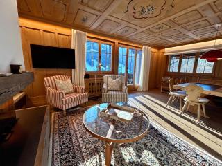 Beautiful Flat With Traditional Architecture - Rougemont - 1