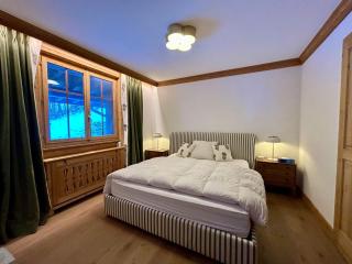 Beautiful Flat With Traditional Architecture - Rougemont - 2