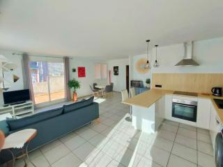 Le 109 : Calme, terrasse, garage et confort en pleine ville - 0