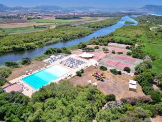 ISA-Hotel with swimming pool just 300 mt from the Baia delle Mimose-beach - Badesi - 4