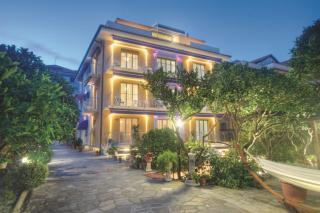 Hotel Villa Delibera - Varazze - 0