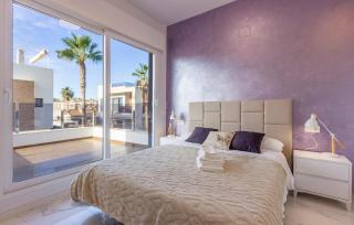 Beautiful Home In Torrevieja With Wifi - 3