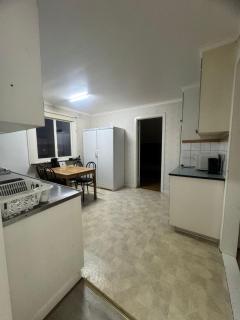 Workers Home Near Volvo with 8 Beds - Säve - 5