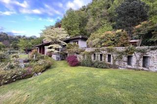 Classic, elegant private villa opposite lake - Ispra - 4