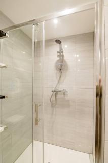 Comfortable room in Seven Sisters, London - London - 1