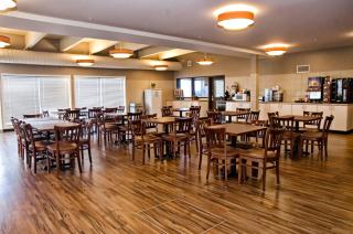 Lakeview Inns & Suites - Brandon - 5