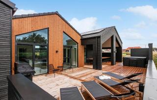 Awesome Home In Løkken With Sauna - Løkken - 0