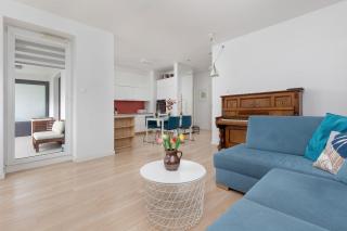 Cosy Apartment with Parking Nowaka-Jeziorańskiego Praga by Noclegi Renters - Varsavia - 6