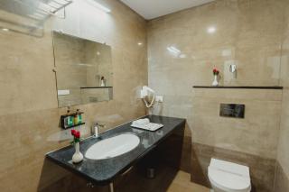 Hotel Bigwig - Jabalpur - 8