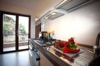 Mediterranean Apartment Pool & Parking - Taormina - 3
