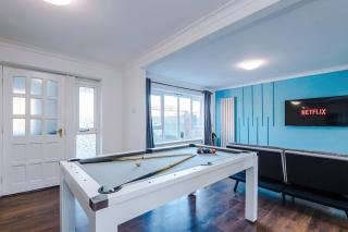 NEW Spacious House, Pool Table, Driveway - Manchester - 7