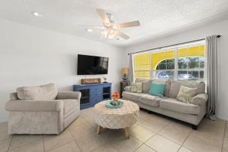 Sunshine Retreat - Heated Pool & Dock Ocean Access - Port St. Lucie - 1