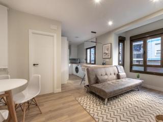 Bilbao Port II by Aston Rentals - Santurce - 9