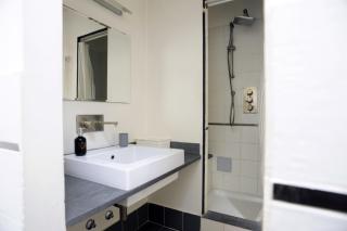 Sant Ambrogio Courtyard Room in shared flat - Milan - 5