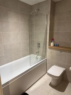 The Urban Escape in Media City - A private room and bathroom in a shared apartment - Manchester - 9