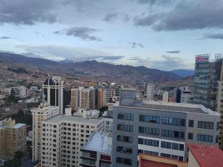 Departamento con vistas unicas, Paso a Embajadas, Sopocachi - La Paz - 3