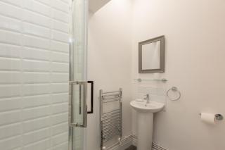 Townhouse PLUS @ 130 West Street Crewe - 7